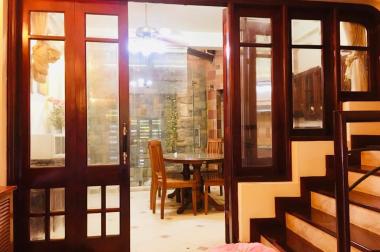 Bán Nhà PL Nguyên Hồng - Đống Đa Kinh Doanh - Ô tô tránh 62m2 giá 17.9 tỷ.