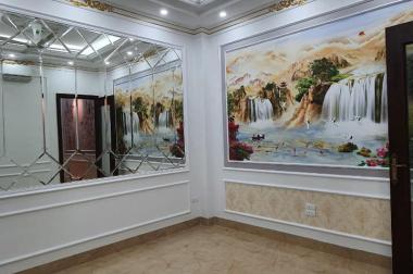 Siêu Phẩm Phố Trần Quốc Hoàn Cầu Giấy - Thang Máy - Gara Ô tô 50m2 6 tầng Giá 15.6 tỷ.
