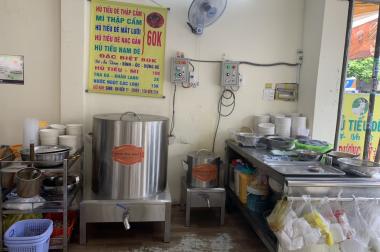 SANG NHƯỢNG QUÁN HỦ TIẾU DÊ 2 MẶT TIỀN – số 615A, Đường 3 tháng 2, phường 8, Quận 10, Tp.HCM