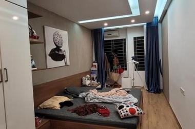Cần Bán nhà phố Ngọc Lâm Long Biên 3.95 tỷ