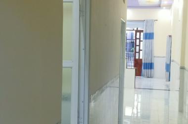 Cần tiền gấp nên tôi muốn bán lô đất và căn nhà ở bd hiện đang cho thuê kinh doanh giá cả đầu tư
