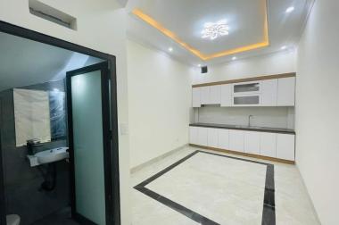 Bán nhà đẹp ngõ rộng 40m2 4tầng nhỉnh 4tỷ gần ôtô, phố Cầu Giấy(3)