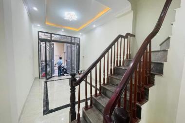 Bán nhà đẹp ngõ rộng 40m2 4tầng nhỉnh 4tỷ gần ôtô, phố Trần Quý Kiên Cầu Giấy(3)