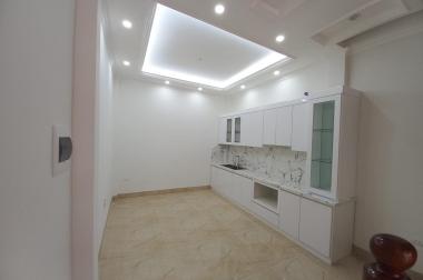 Bán nhà Lê Đức Thọ Nam Từ Liêm 70m2 mt4m 5t lô góc-oto-ngõ thông 6tỷ.