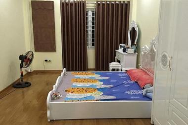 Bán nhà phố, Ô Chợ Dừa, Đống Đa, 50m2, 3 tầng, Giá: 26 tỷ, LH 0354810072 