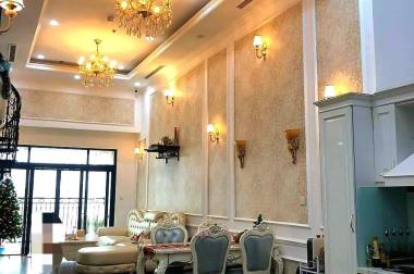 Chính chủ gửi bán căn hộ Duplex Royal City. DT 180m². Tặng lại nội thất hoàng gia. Giá nhỉnh 8 tỷ có thương lượng