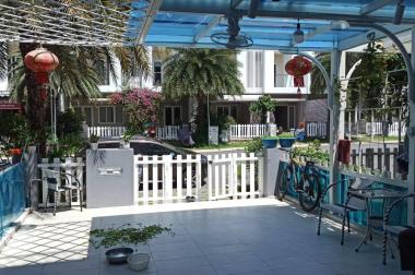 Nhà Melosa Garden phú hữu diện tích 125m đúc 3 tầng trục chính, khu compound