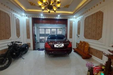 Nhà NGỘP, MTKD Quang Trung, 85m2, 4 tầng, ngay Mercedes Benz, KD tốt, 9.95 tỷ.