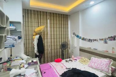 Bán nhà Nguyễn Phúc Lai, Đống Đa, 45m x 5 tầng, Ô tô, Gần hồ