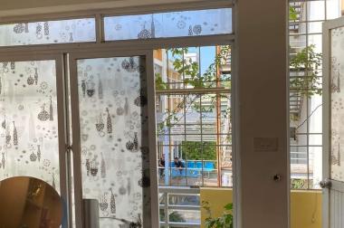 Nhà mặt phố Phan Đình Giót Dt 50m 5T Mt 4m. Giá 5.2 tỷ. Ô tô vào nhà