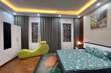 Mặt phố HBT đẹp, vỉa hè rộng 40 nhà 5 tầng giá 22 tỷ