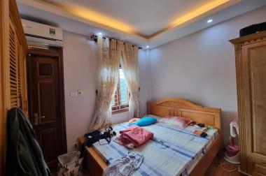 Bán nhà Phùng Chí Kiên,Cầu Giấy,52m x 6 tầng,Lô góc,Ô tô tránh
