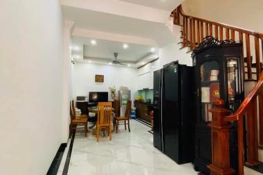 Bán nhà riêng tại Đường Vũ Trọng Khánh, Hà Đông,  Hà Nội diện tích 43m2  giá 5.7 Tỷ lh 0333846866