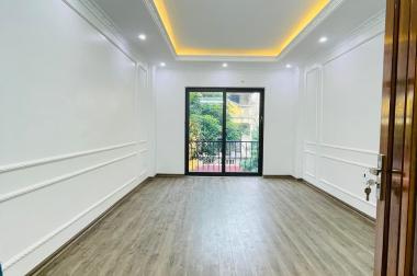 Bán nhà Nhuệ Giang, 35m2, 5 tầng, giá chỉ nhỉnh 4 tỷ