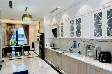 Bán gấp chung cư Royal Nguyễn Trãi 5.69 tỷ, 110m2. full NT