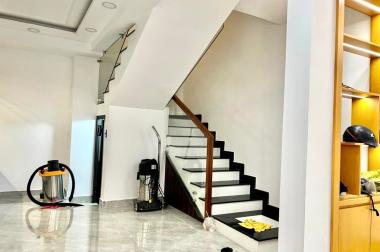 Bán nhà mới 5 tầng hẻm xe hơi 7 phòng ngủ Hoàng Hoa Thám, Bình Thạnh 8,3 tỷ