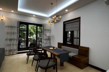 Đẳng cấp thượng lưu,bán biệt thự 5* đường Tô Ngọc Vân quận Tây Hồ,hàng xóm Đại Sứ.Dt 120m2 , 37 tỷ