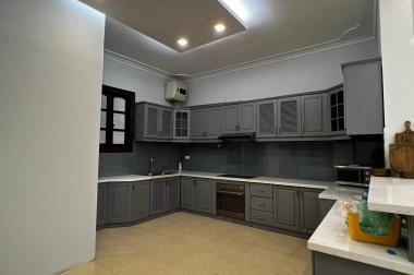 Đẳng cấp thượng lưu,bán biệt thự 5* đường Tô Ngọc Vân quận Tây Hồ,hàng xóm Đại Sứ.Dt 120m2 , 37 tỷ