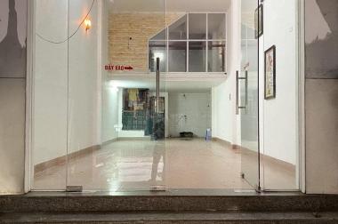 Chuyển công tác, bán gấp nhà Cầu Diễn, 4t, 70m, gara, kd, ô tô tránh, 11.65 tỷ, 0974687037