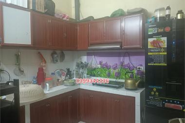 Bán nhà Hoàng Văn Thái 40m2, ngõ rộng thoáng sáng, gần phố, dân xây đủ công năng, 5 tỷ