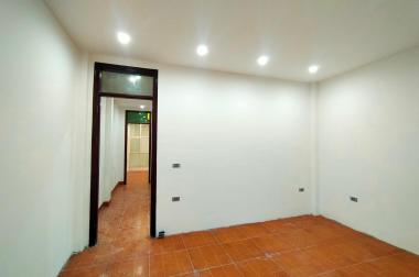 Bán Nhà Tôn Đức Thắng,NGÕ KINH DOANH-BA LÀN Ô TÔ TRÁNH-NHÀ LÔ, 60m2, 16.5 tỷ