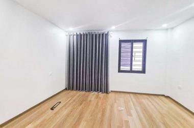 Bán nhà Hồng Tiến 41m, mặt tiền rộng oto vào, 5.35 tỷ 