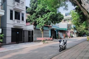 Bán nhà Phúc Đồng, đường Nguyễn Văn Linh: 62m2, MT 4,5m, ô tô 7 chỗ,  4,6  tỷ