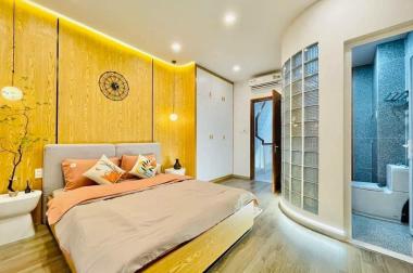 ĐỊNH CƯ GẤP! Bán Nhà 3 Tầng Cực Đẹp Phan Đăng Lưu, PN, 73m2 (5.1x14.3m), 8.8 Tỷ