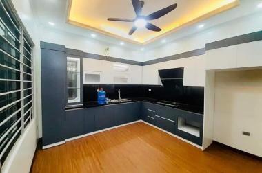 Hơn 10 tỷ nhà 60m2 lô góc gara ô tô phố Bồ Đề 6T thang máy vip quận Long Biên