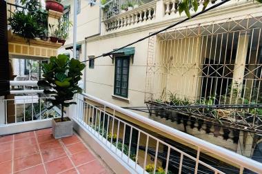 Biệt thự sân vườn phố Đào Tấn quận Ba Đình, ngõ ô tô,2 mặt thoáng,gần công viên.99m2 19 tỷ