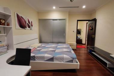 Bán căn hộ 107m2 Royal City, Nguyễn Trãi, Nhà rất mới, Nội thất sịn sò, 2PN, 5.8 tỷ