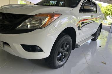 HIẾM! BÁN NHANH XE OTO MAZDA BT50 MÀU TRẮNG 2 CẦU ĐẸP MÊ LY. LH: 0896516953