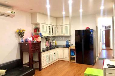 Chuyển công tác vào Nam - Bán nhà Tập Thể phố Thái Thịnh Dt; 50m2, giá 2.48 tỷ, Đẹp ở luôn.