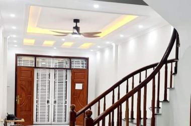 Nhà phố Trương Định, 37m2 x 5 tầng, nhà mới xây, giá rẻ, nhỉnh 3 tỷ