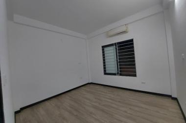 Cần bán gấp căn nhà ngõ 291 Phố Phúc Tân, Quận Hoàn Kiếm
