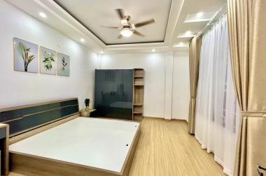 Bán gấp nhà Lạc Trung Hai Bà Trưng 35m2*5T, Ô TÔ Đỗ Cổng, Chỉ 3 tỷ 9.