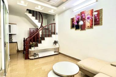 Bán gấp nhà Lạc Trung Hai Bà Trưng 35m2*5T, Ô TÔ Đỗ Cổng, Chỉ 3 tỷ 9.