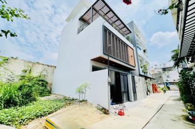 Bán đất sổ hồng quận 2,lê văn thịnh