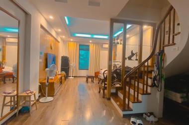 Bán nhà Cầu Giấy: mặt ngõ thông, oto, ô chờ thang máy, kinh doanh VP. 50m2x6T Giá 8.9 tỷ