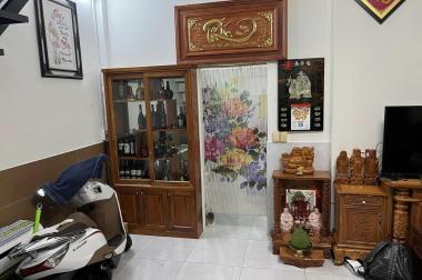 Cần bán gấp nhà hẻm 4 mét 835 Trần Hưng Đạo,P1 , Q5.
