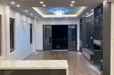 Nhà Trần Duy Hưng Gara Ô TÔ - phố VIP, 1 bước ra Trung Kính Trung Hòa Gần các trường nổi tiếng, Amstecdam, Big C, Bệnh viện Thu Cúc 