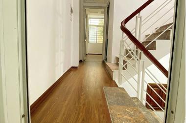 Giảm sâu!!! Nhà đẹp Dịch Vọng 45m, 5tầng, ngõ rộng, 4.5ty.