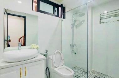 Bán nhà Đại La , 37m2, Chỉ bán cho người ngoại tỉnh, 3tỷ800