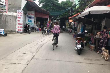 Bán 60m đất trục chính kd TT Quang Minh,mt:4.5m, ô tô tránh.