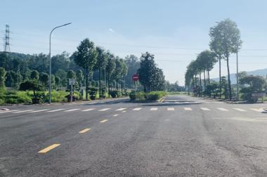Bám đường Quốc lộ 21A - Trung tâm Xuân Mai - gần trường đại học - lô góc - giá chỉ hơn 1 tỷ