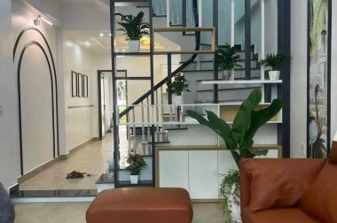 Bán nhà 3 tầng ngõ phố Nguyễn Tuân, ph Thanh Bình, TP HD, 112m2, 5 ngủ, gara oto, sân vườn