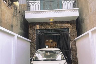 Bán nhà 3 tầng ngõ phố Nguyễn Tuân, ph Thanh Bình, TP HD, 112m2, 5 ngủ, gara oto, sân vườn