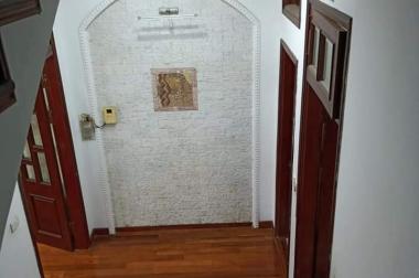 NGUYỄN VĂN CỪ - LONG BIÊN 40M2 X 5T LÔ GÓC, Ô TÔ VÀO NHÀ, THANG MÁY GIÁ CHỈ 6 TỶ2