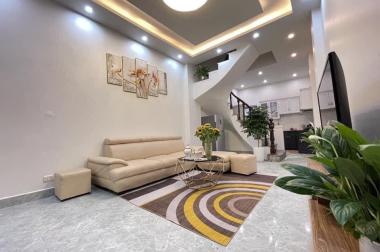 Nhà bán Đình Thôn, oto đỗ , Người Hàn Quốc sinh sống, Tiện ích xung quanh, Tấp nập Kinh doanh sầm uất 