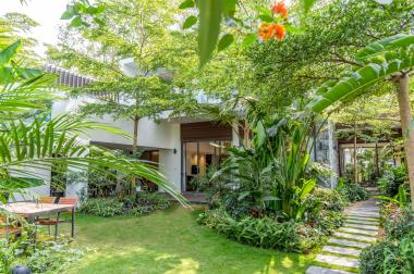 Cần bán biệt thự Charm Villa - Flamingo Đại Lải Resort, full nội thất, có bể bơi.